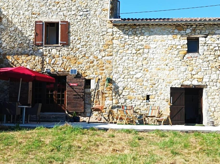 Maison De Caractere En Pierre Trigance Exteriér fotografie